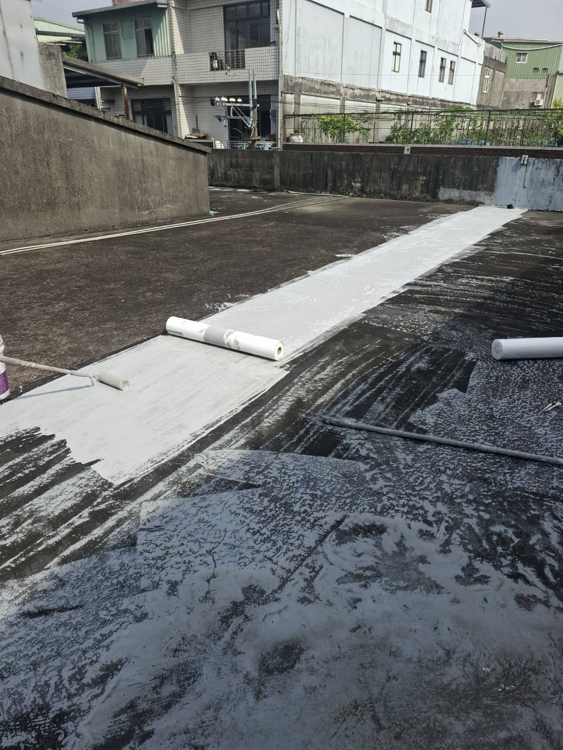 新北屋頂縫補底層處理